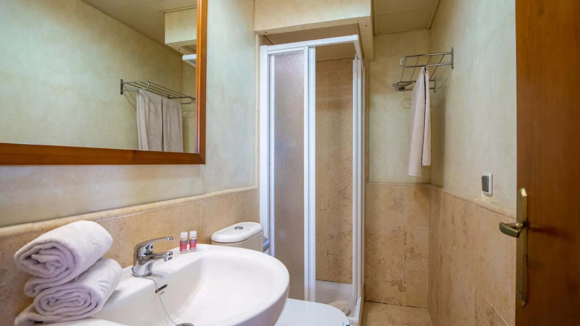 Apartment Leo Rentals Isla Canela Spain