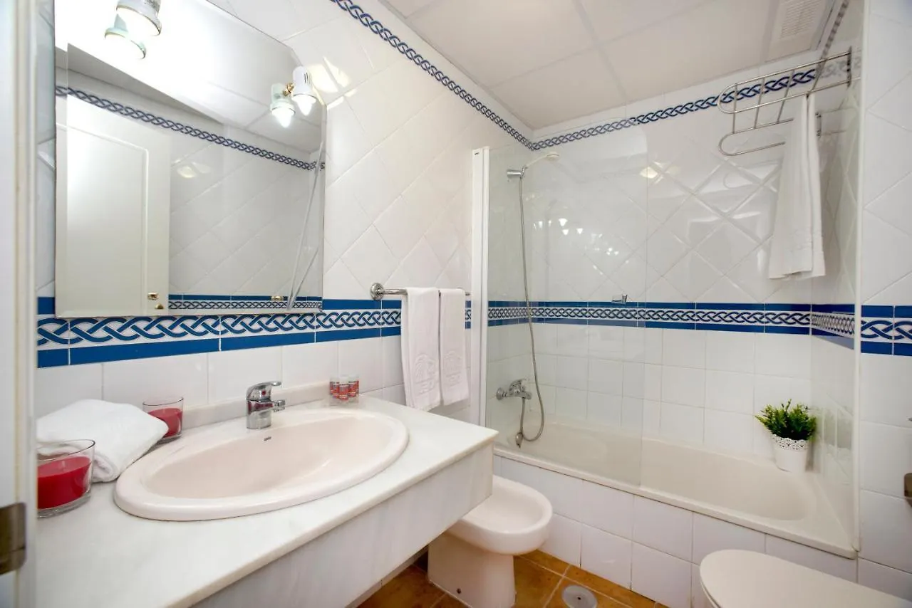Apartment Leo Rentals Isla Canela