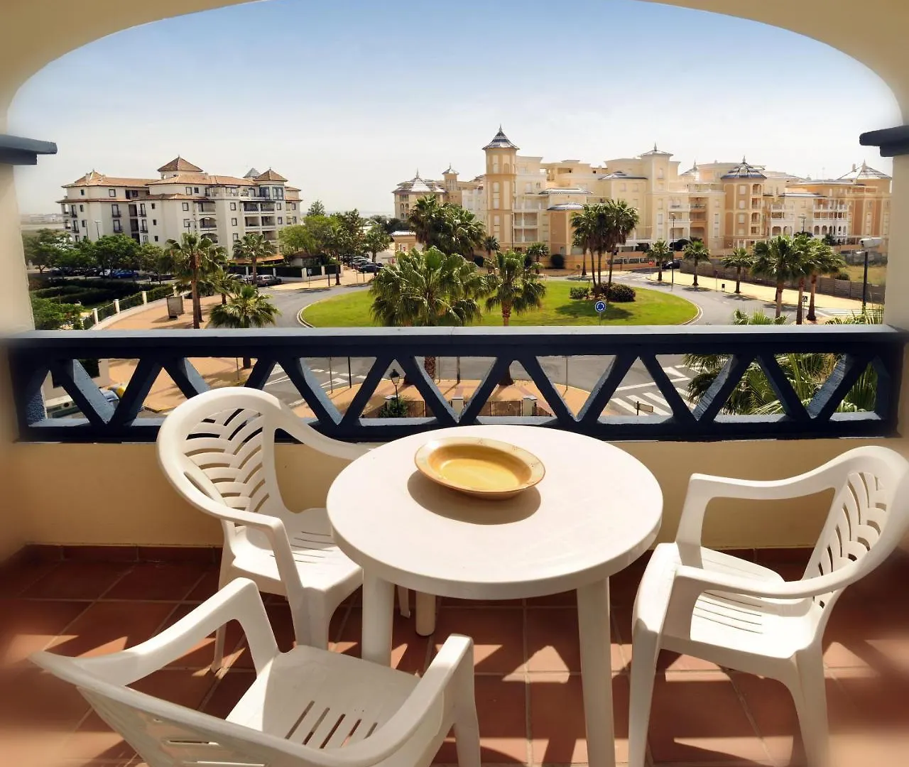 Leo Rentals Isla Canela Apartment
